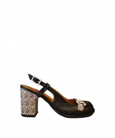 NEMONIC SANDALIA 2360 EN PIEL NEGRA.