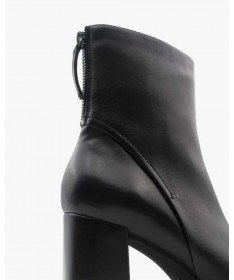 REGARDE LE CIEL BOTIN ANALISA BLACK.