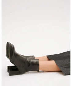 REGARDE LE CIEL BOTIN ANALISA BLACK.