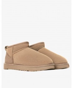 UGG BOTIN 1116109W CLASSIC ULTRA MINI SAND.