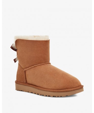 UGG BOTIN MINI BALEY BOW II 1016501 CHESTNUT.