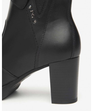 NEROGIARDINI BOTIN I513800D 100 GUANTO NERO.