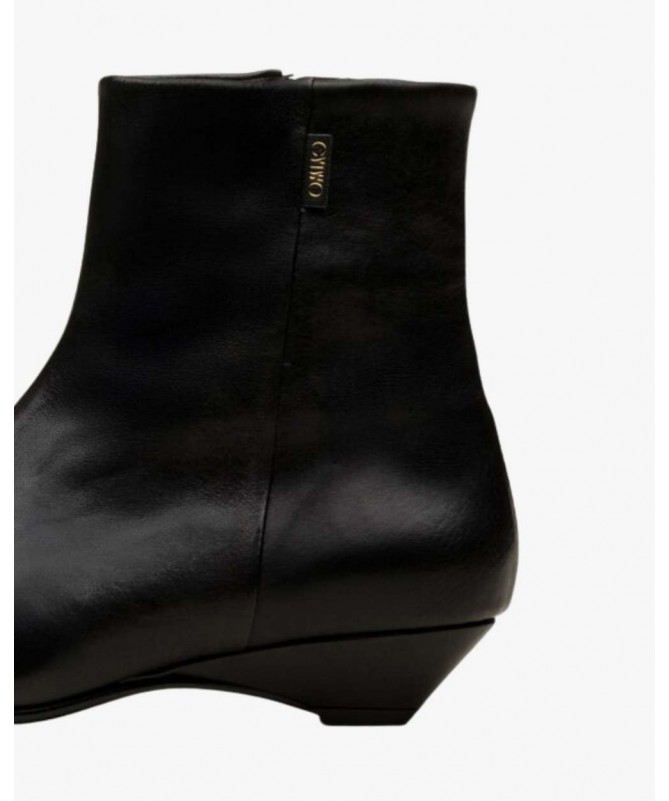 GAIMO BOTIN MODELO MAGNOLIA NAPA NEGRO.