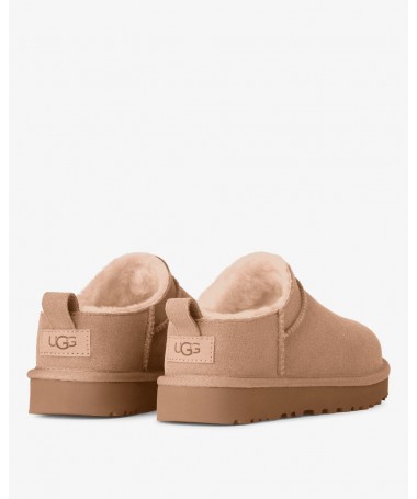 UGG ABOTINADO-ZUECO CLASSIC-MICRO SAND.