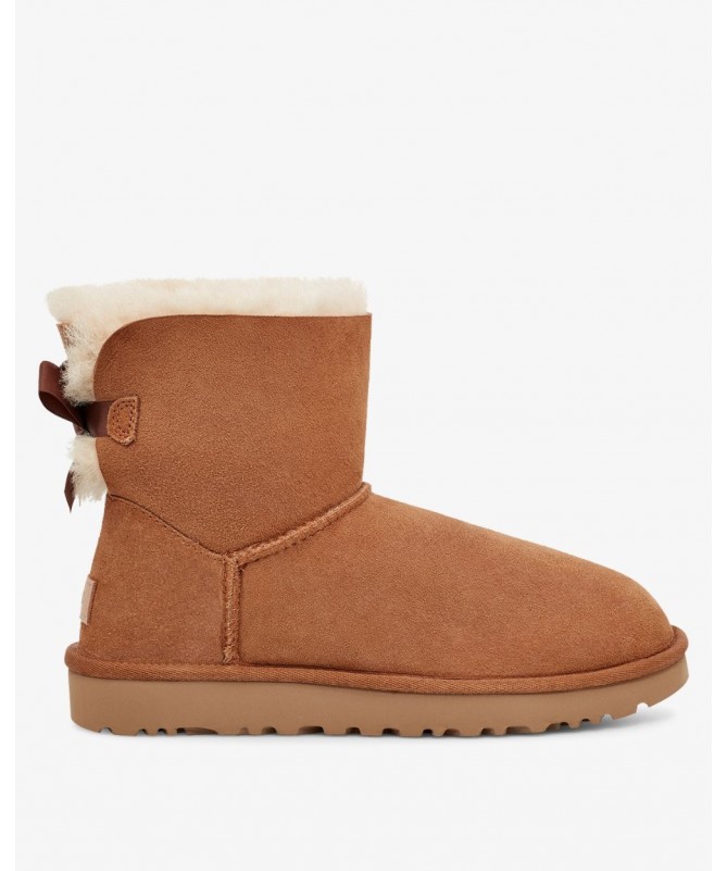 UGG BOTIN MINI BALEY BOW II 1016501 CHESTNUT.