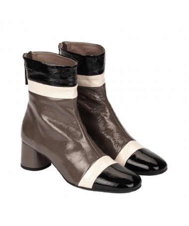 PEDRO MIRALLES BOTIN LOTUS NEGRO.