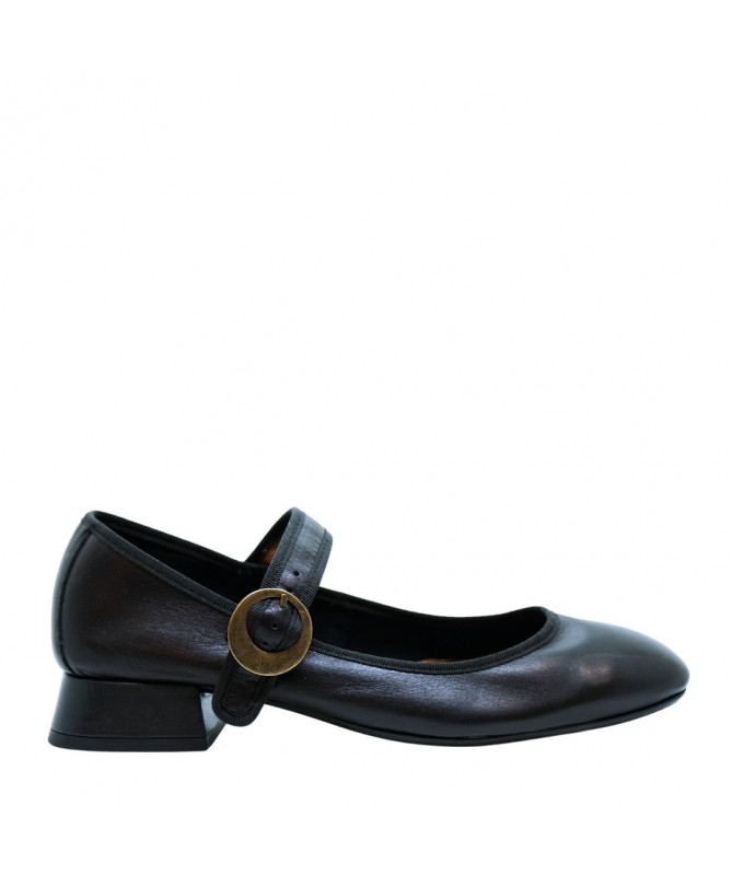 ROSARIDA BAILARINA MODELO VERONA KAISER NEGRO.