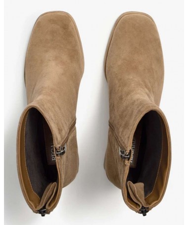 REGARDE LE CIEL BOTIN ANALISA FANGO.