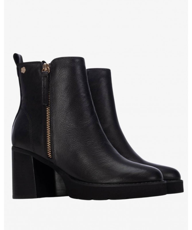 CARMELA 162602 BOTIN PIEL NEGRO.