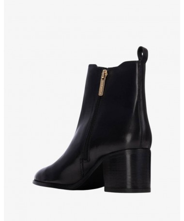 CARMELA 162715 BOTIN PIEL NEGRO.